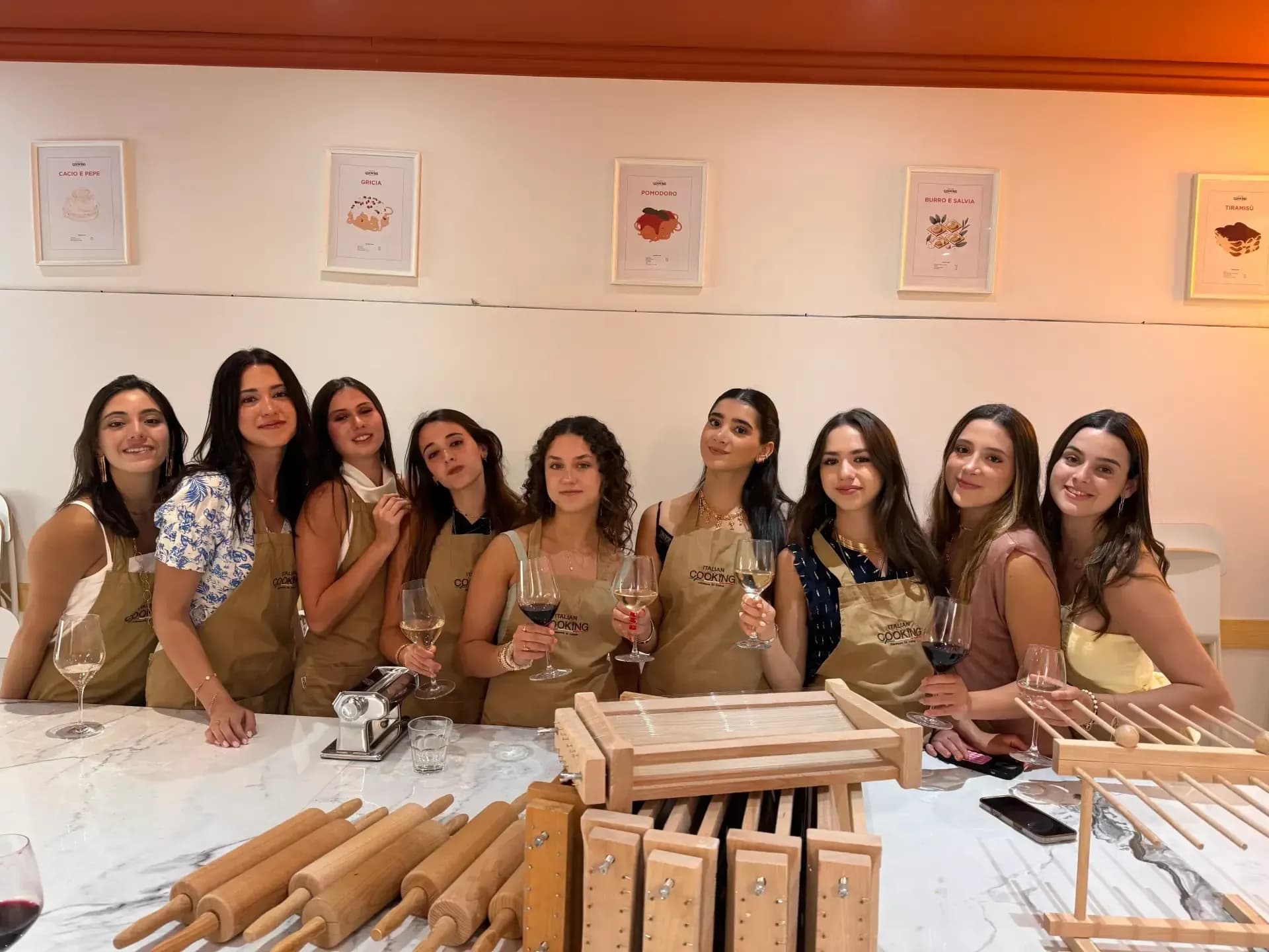 Corso di cucina team building a Roma: un menu cucinato fianco a fianco - foto 3 di 3